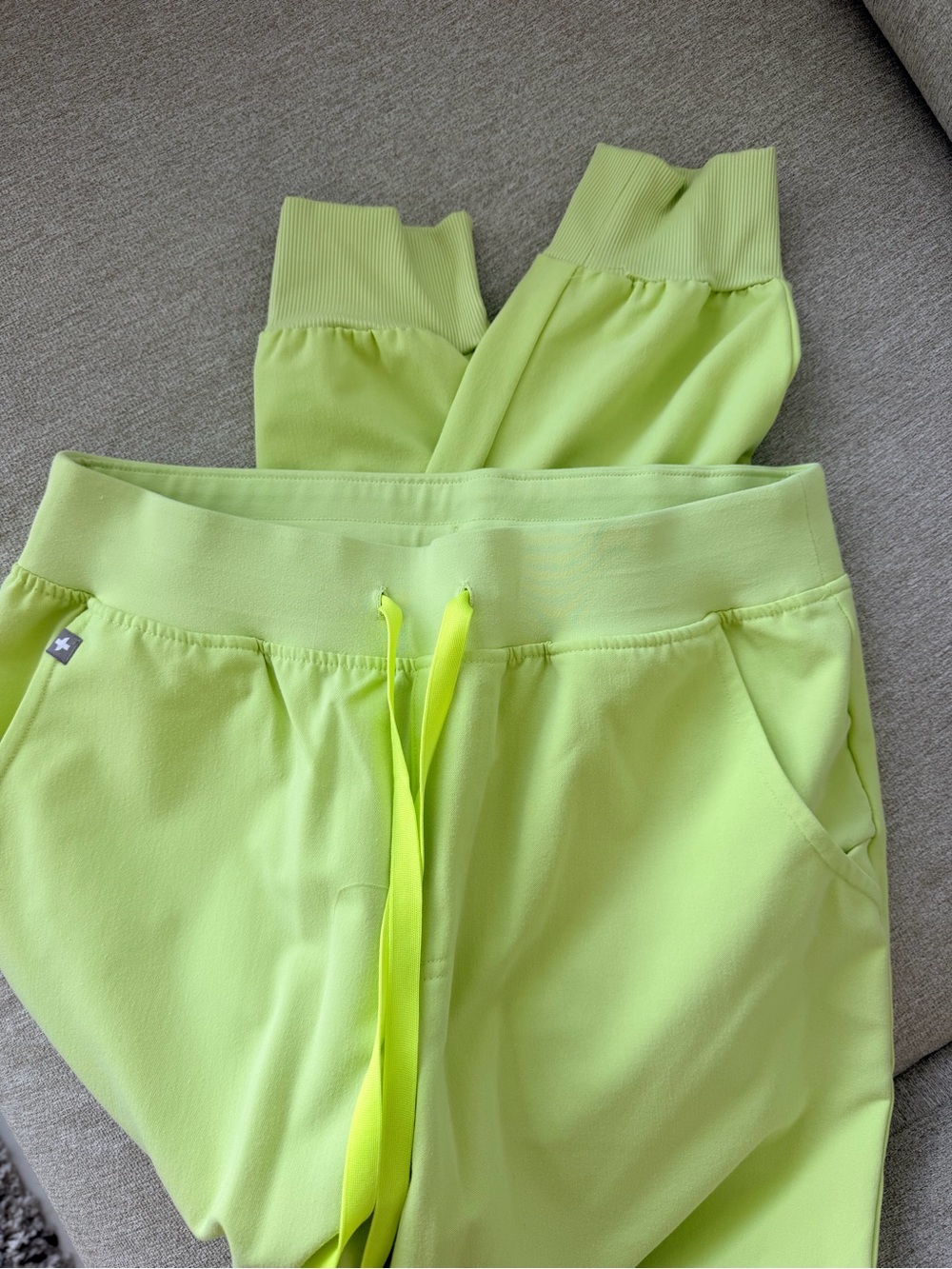 FIGS Sea Mist Zamora High Waist Jogger Pant - Regular in length - Picture 2 of 4